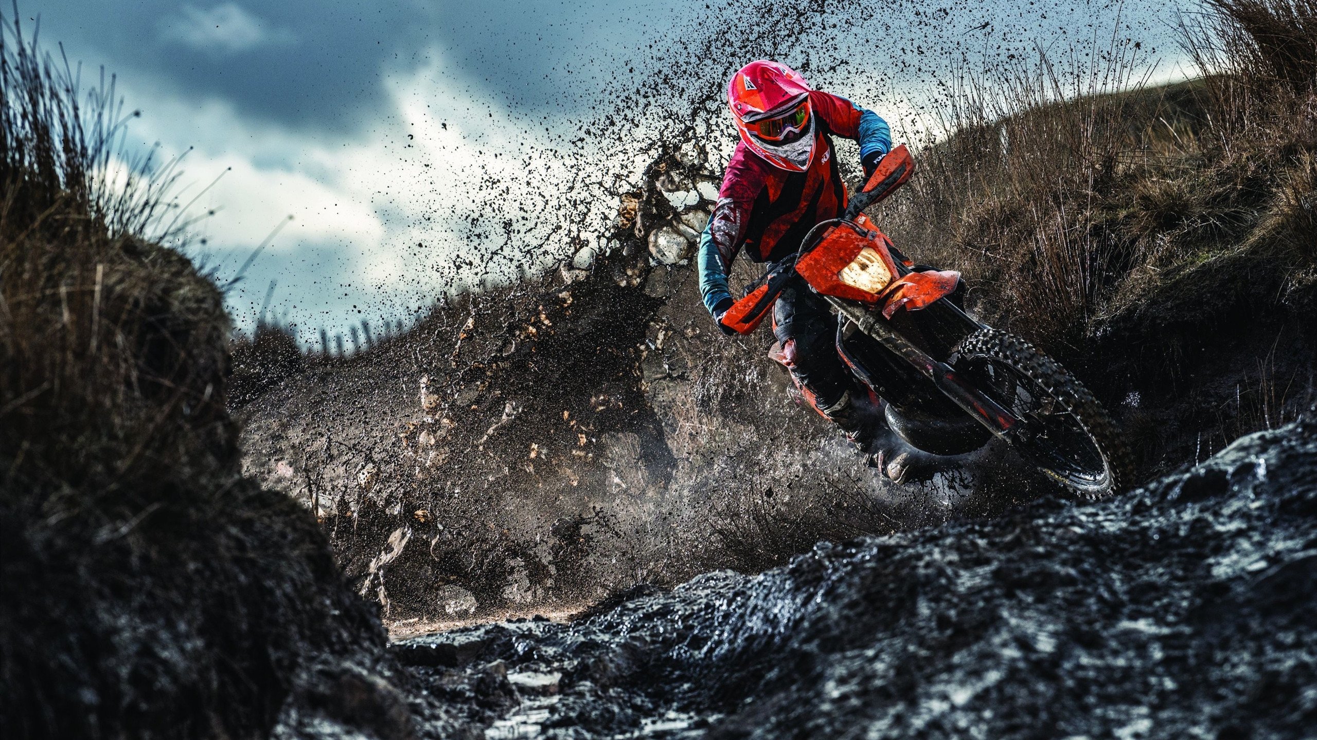 篮网后卫组织全队进行加练提升默契度，篮网后面还要补强吗